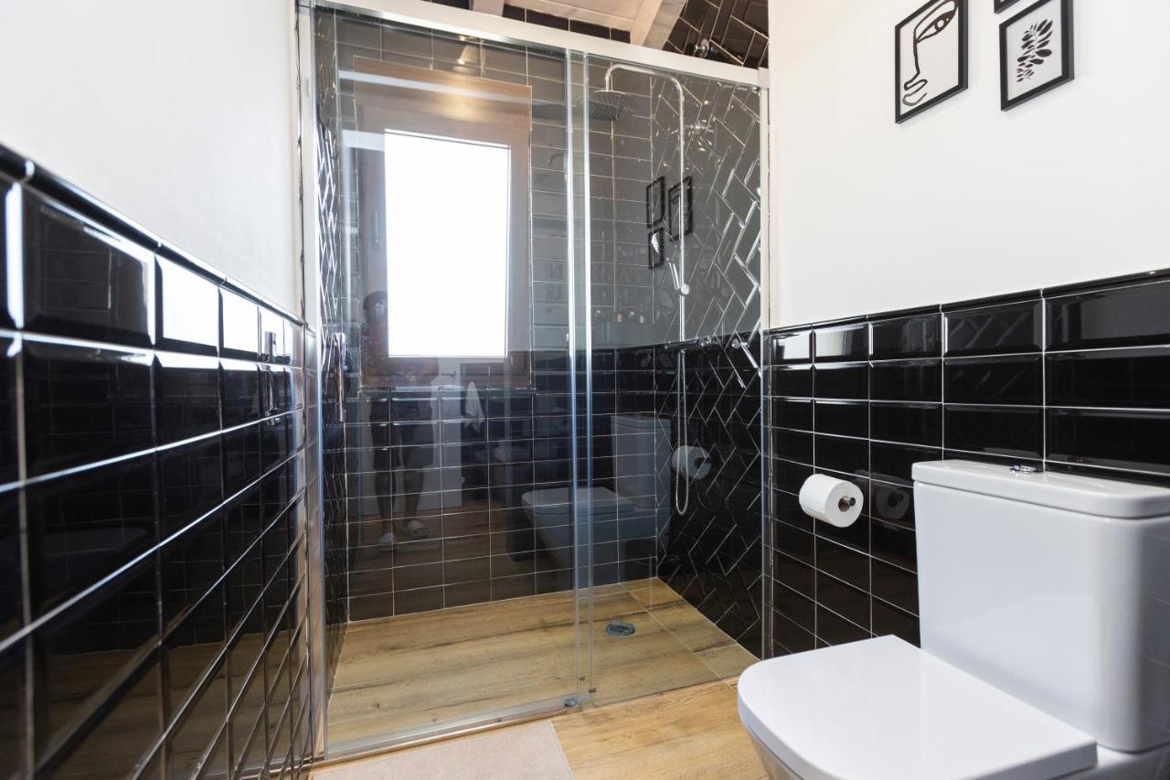 Apartamentos Gurugu Ribadeo Exterior photo